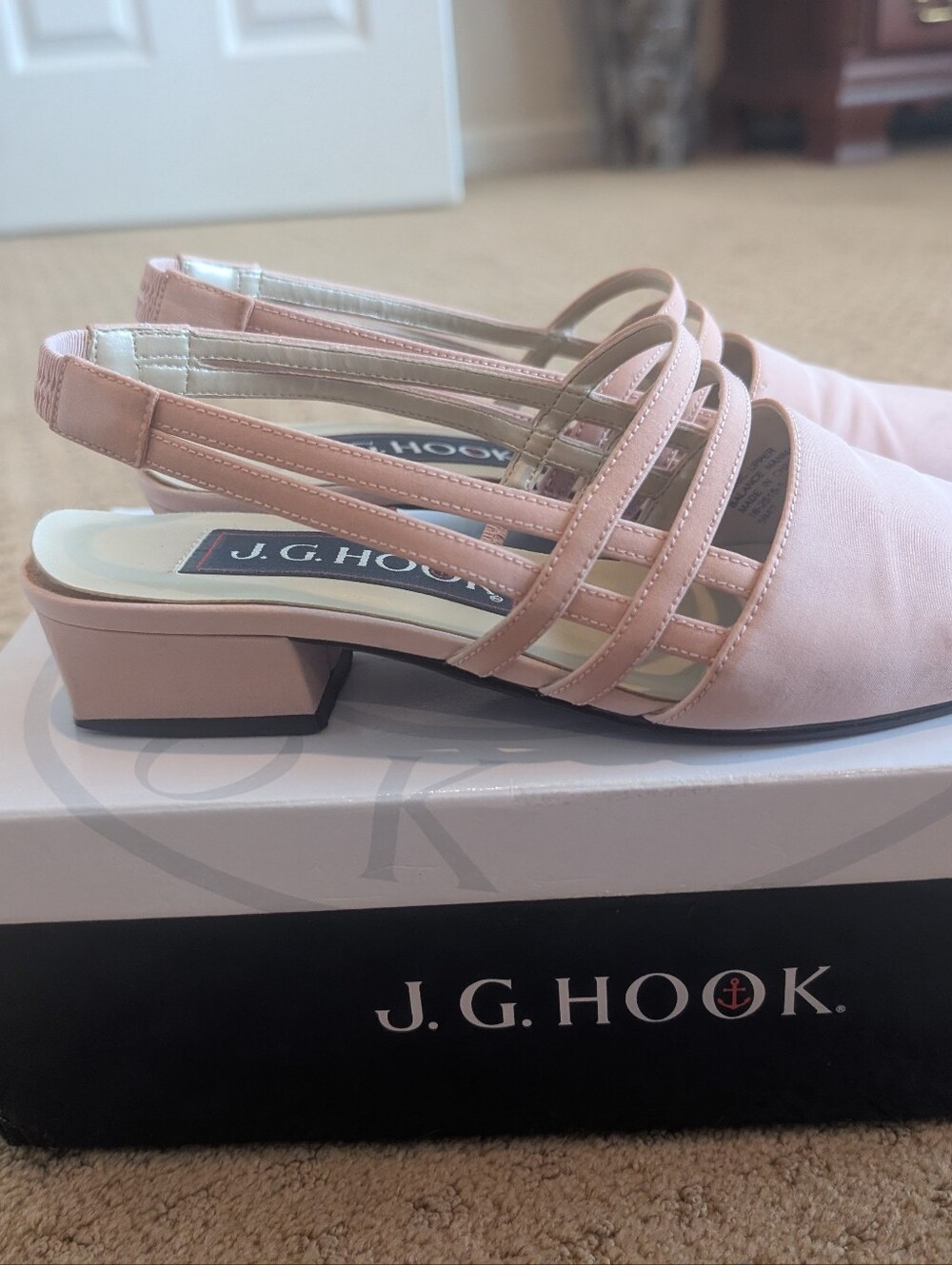 J G Hook Light Pink Dress Shoes Size 7